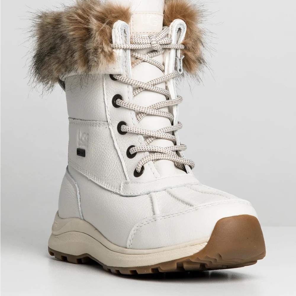 UGG ADIRONDACK III TIPPED